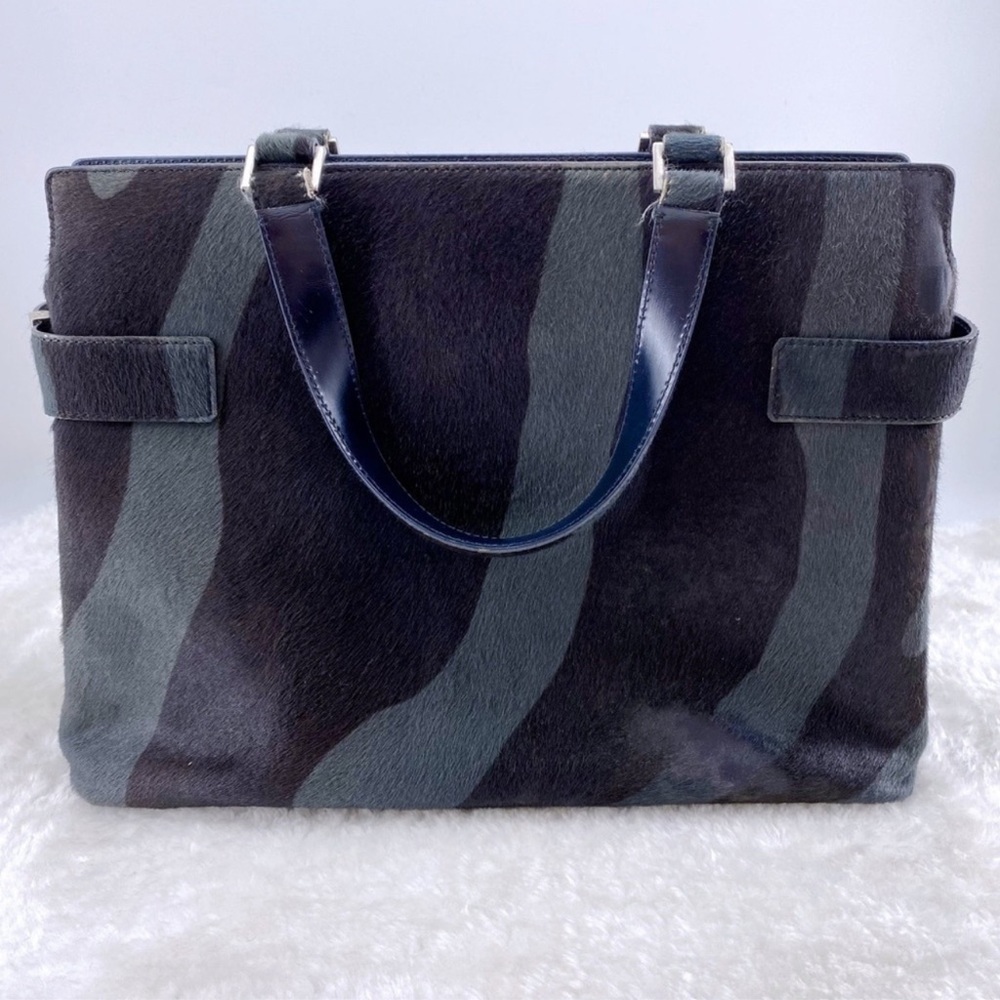 Authentic Salvador Ferragamo Bag - Picture 5 of 16
